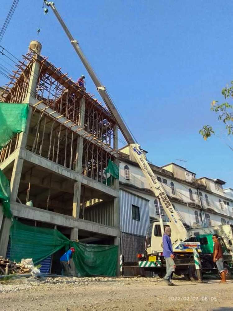 บริการให้เช่ารถเครน